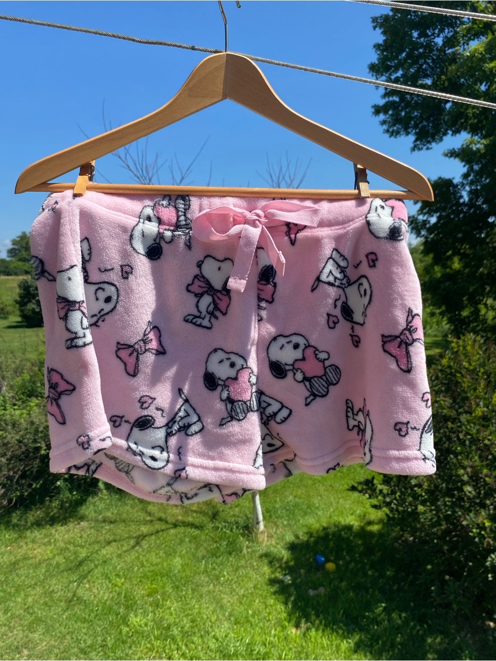 Snoopy PJ Shorts - Picture 2 of 2